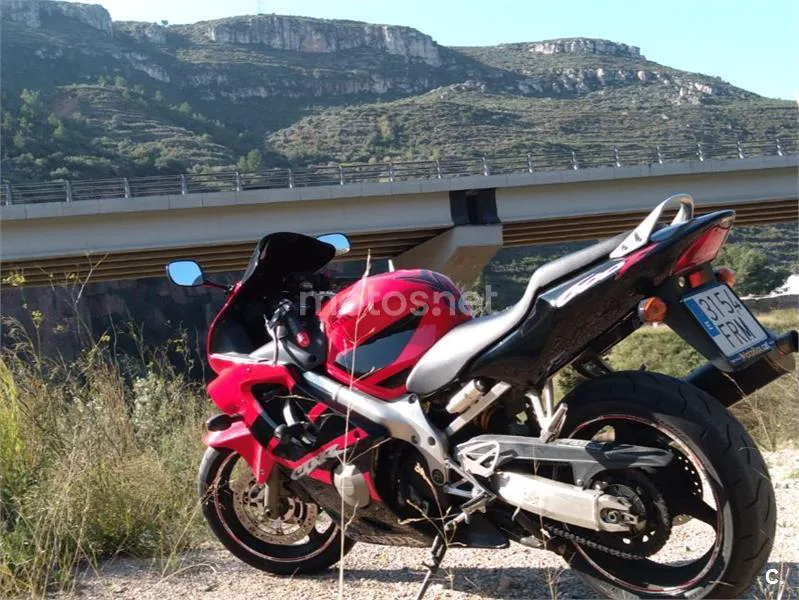 Honda CBR600F - Vista 4