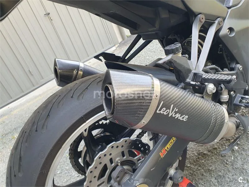 Kawasaki Z1000 - Vista 3