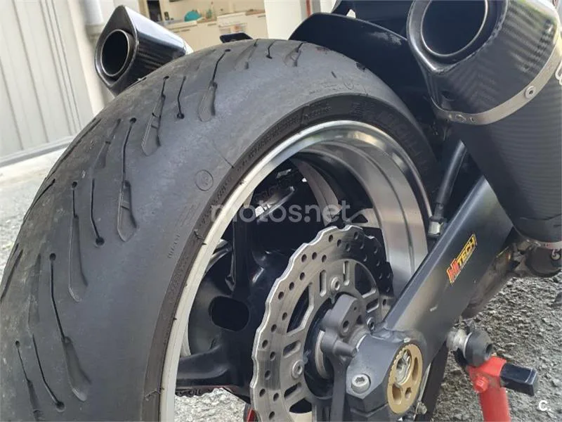 Kawasaki Z1000 - Vista 4
