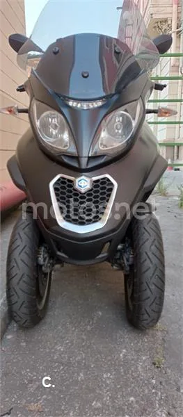 Piaggio MP3 500 Sport - Vista 4