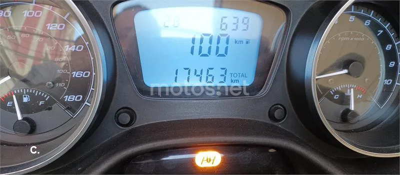 Piaggio MP3 500 Sport - Vista 6