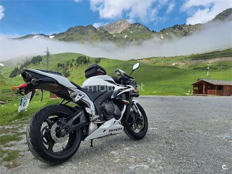 Honda CBR600RR 5999 € 2007 Tarragona - 1