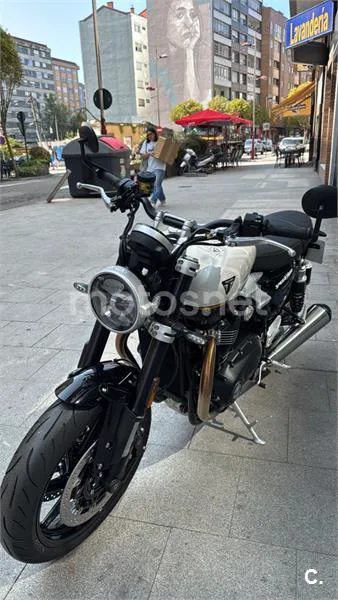 Triumph Speed Twin 1200 12.495 € 2025 A Coruña - 1