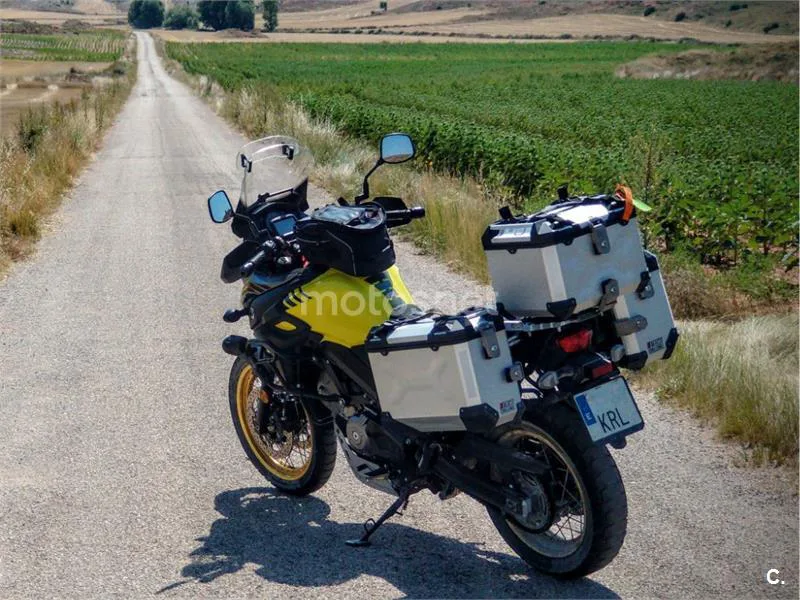 Suzuki V-Strom 650XT - Vista 4