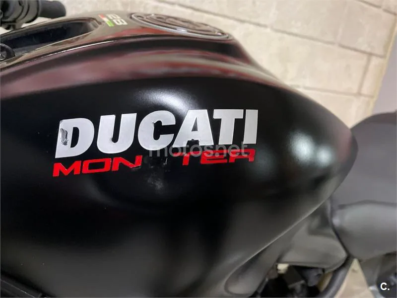 Ducati Monster 821 - Vista 14