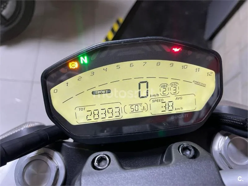 Ducati Monster 821 - Vista 10