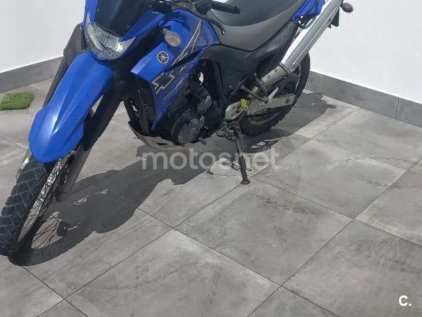 Yamaha XT660R - Vista 3