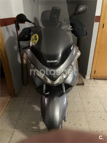 Suzuki Burgman 125 1250 € 2009 Madrid - 2