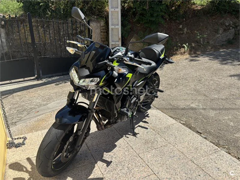 Kawasaki Z650 - Vista 4