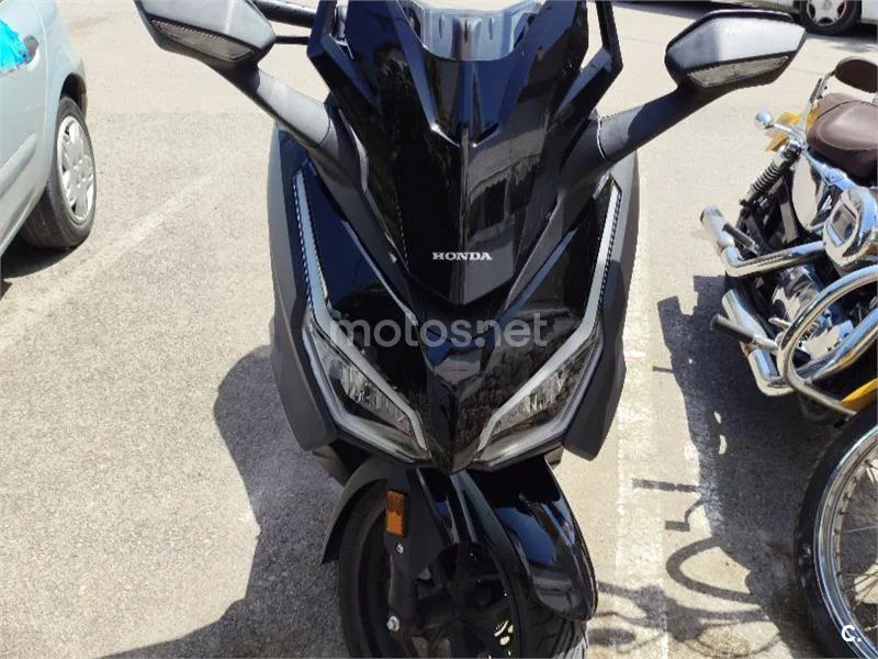 Honda Forza 350 - Vista 10