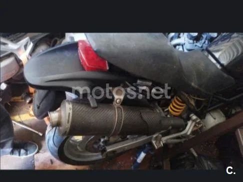 Ducati Monster 620 Dark IE - Vista 3