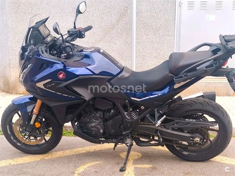 Honda NT1100 - Vista 10