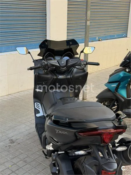 Yamaha TMAX 560 - Vista 5
