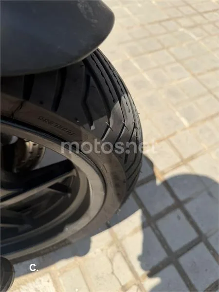 Yamaha XMAX 125 - Vista 5