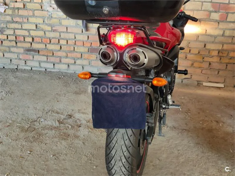 Yamaha FZ6 Fazer S2 - Vista 4