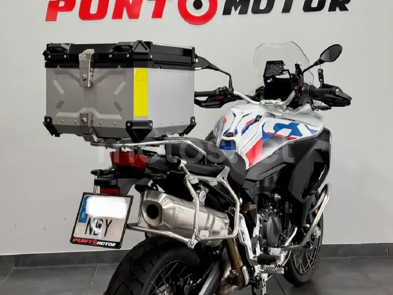 BMW F 900 GS - Vista 7