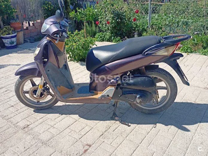 Honda SH150i - Vista 3