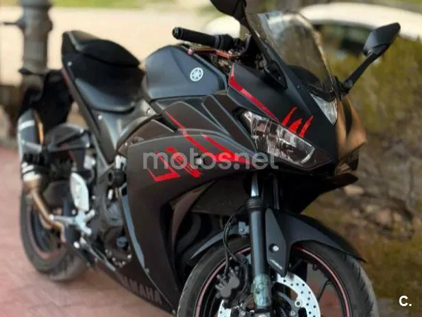 Yamaha YZF-R3 - Vista 3