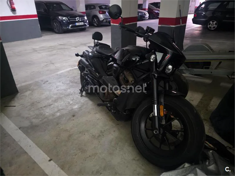 Harley-Davidson Sportster S - Vista 3