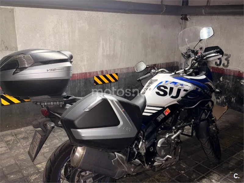 Suzuki V-Strom 650XT - Vista 7