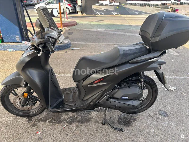 Honda SH125i - Vista 3