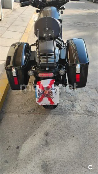 Honda Rebel 1100 - Vista 9