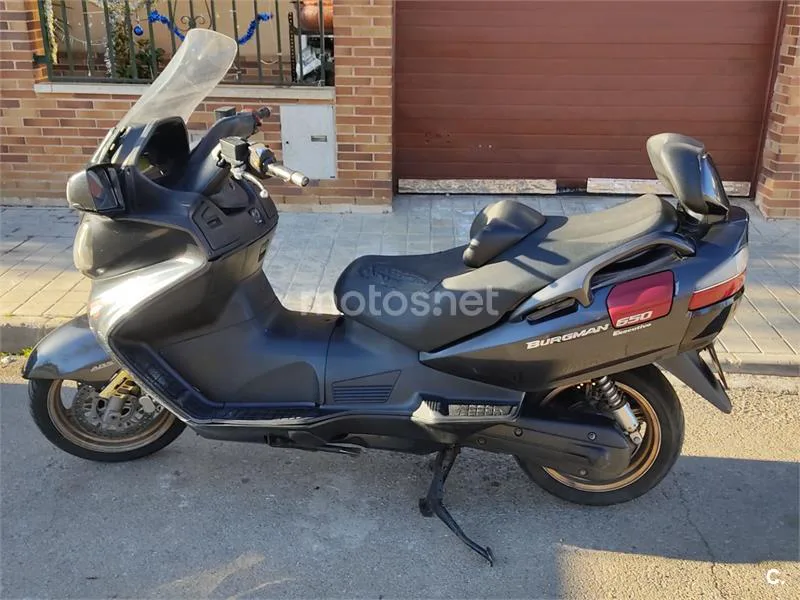 Suzuki Burgman 650 Executive - Vista 4