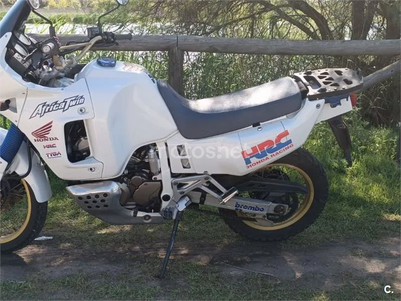 Honda XRV750 Africa Twin - Vista 12