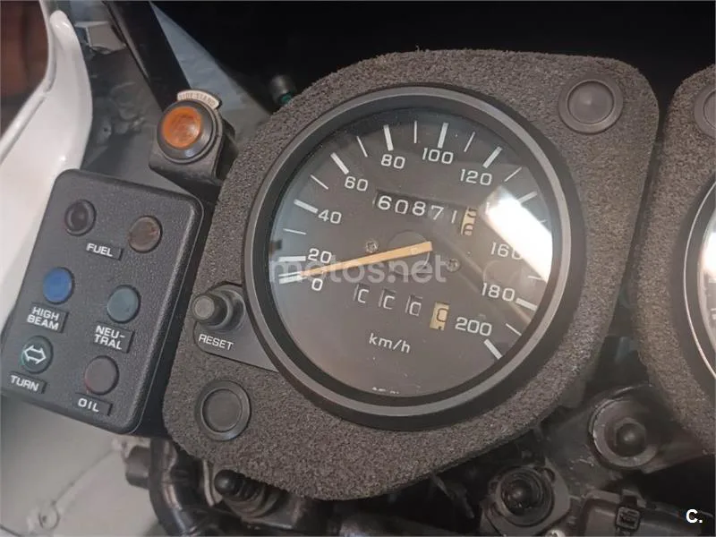 Honda XRV750 Africa Twin - Vista 6
