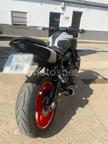 Yamaha MT-07 - Vista 3
