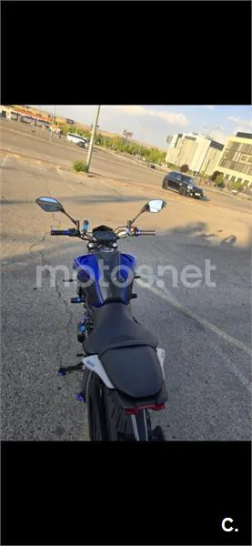 Yamaha MT-07 - Vista 6