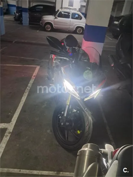 QJ Motor SRK 125 3200 € 2024 Madrid - 2