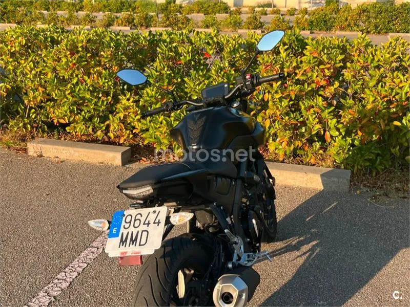 Yamaha MT-125 - Vista 5