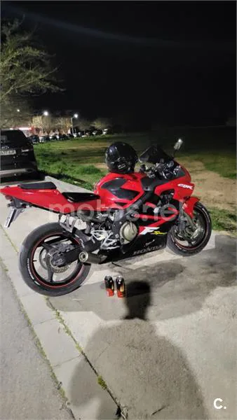 Honda CBR600F Sport - Vista 3