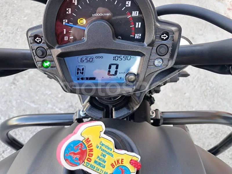 Kawasaki Vulcan S - Vista 5