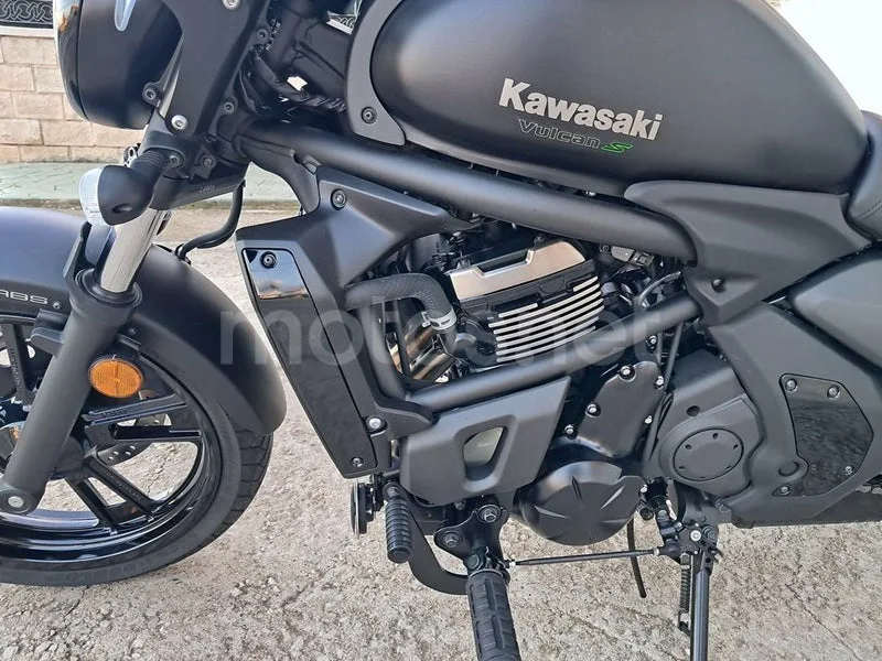 Kawasaki Vulcan S - Vista 8
