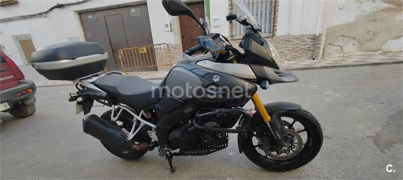 Suzuki V-Strom 1000 - Vista 3