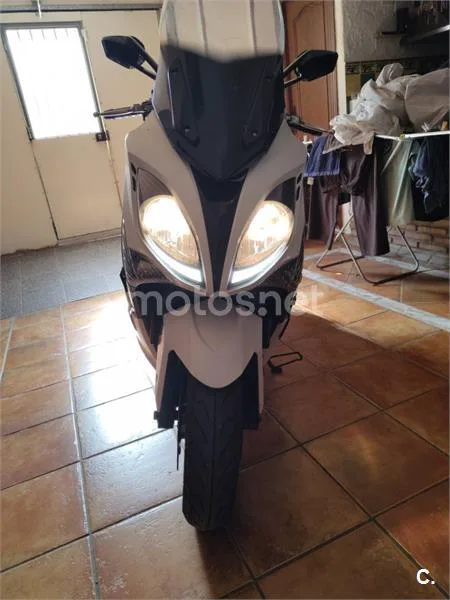 Kymco Xciting 400 - Vista 5