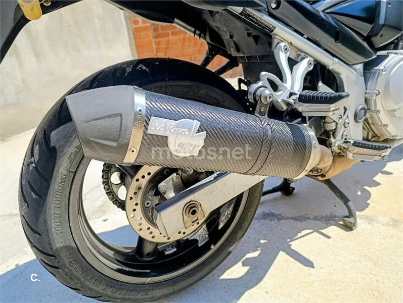 Suzuki Bandit 650S - Vista 4