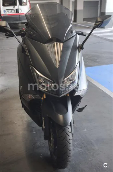 Yamaha TMAX 530 - Vista 3