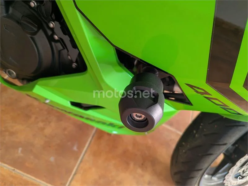 Kawasaki Ninja 400 - Vista 7