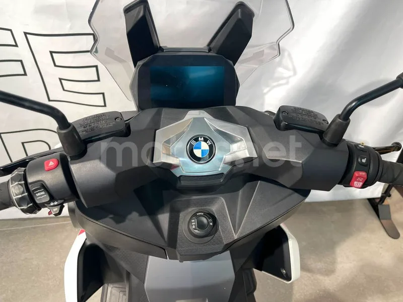 BMW C 400 X - Vista 8