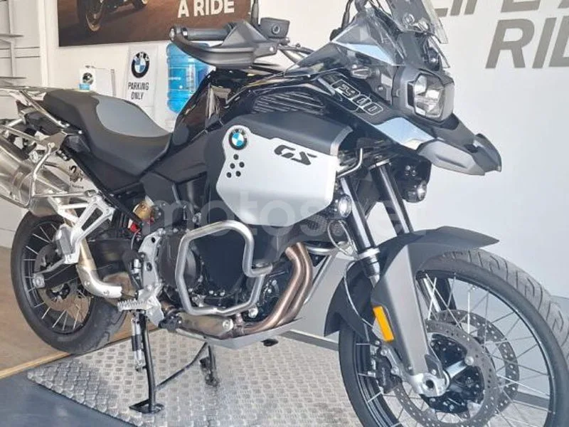BMW F 900 GS - Vista 4