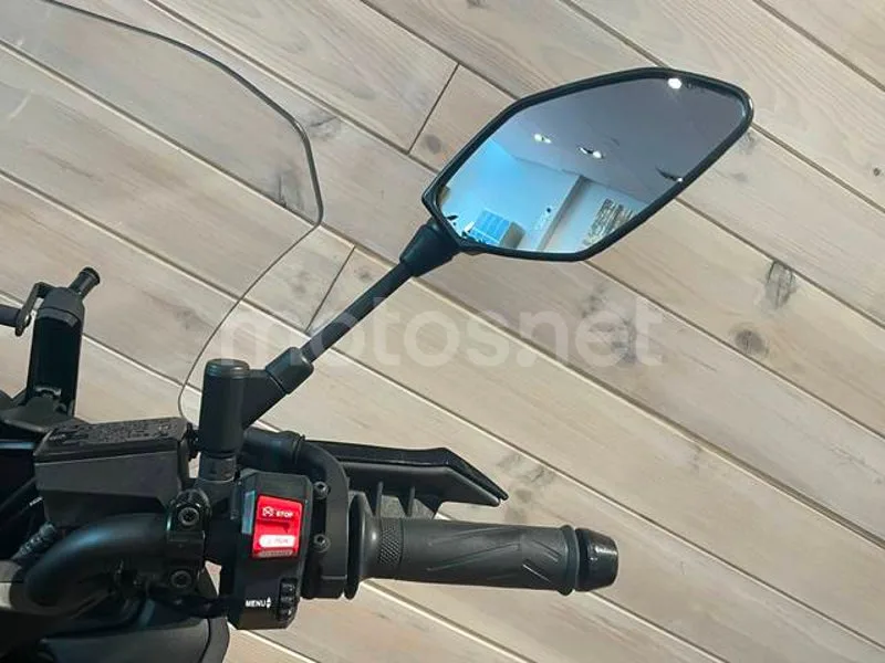 Yamaha Tracer 7 - Vista 15