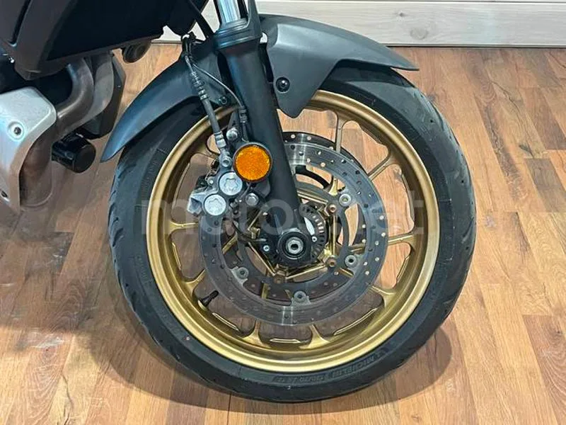 Yamaha Tracer 7 - Vista 9
