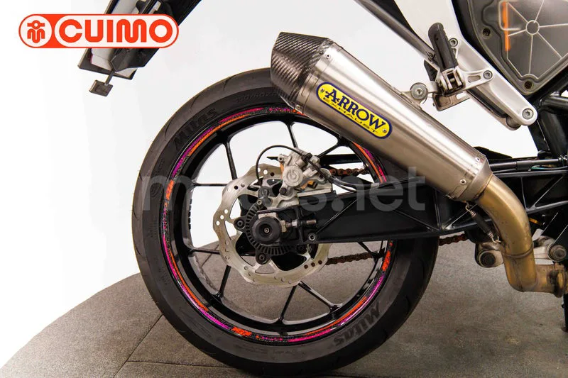 KTM 690 Duke - Vista 17