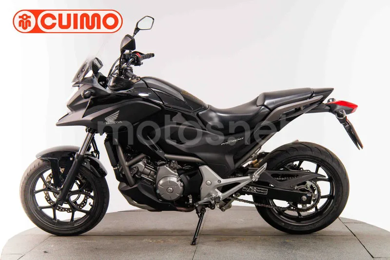 Honda NC700X - Vista 8