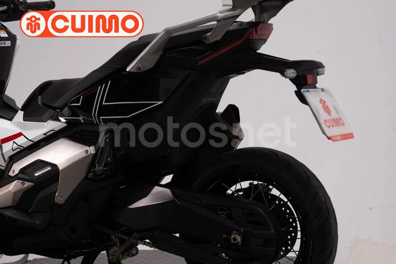 Honda X-ADV - Vista 16