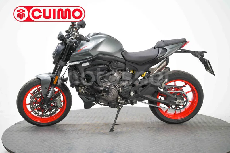 Ducati Monster - Vista 8