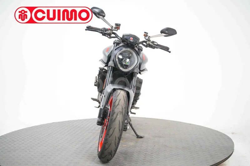 Ducati Monster - Vista 10
